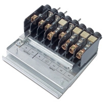 APC Symmetra LX кабелни водачи вход / изход - 230V